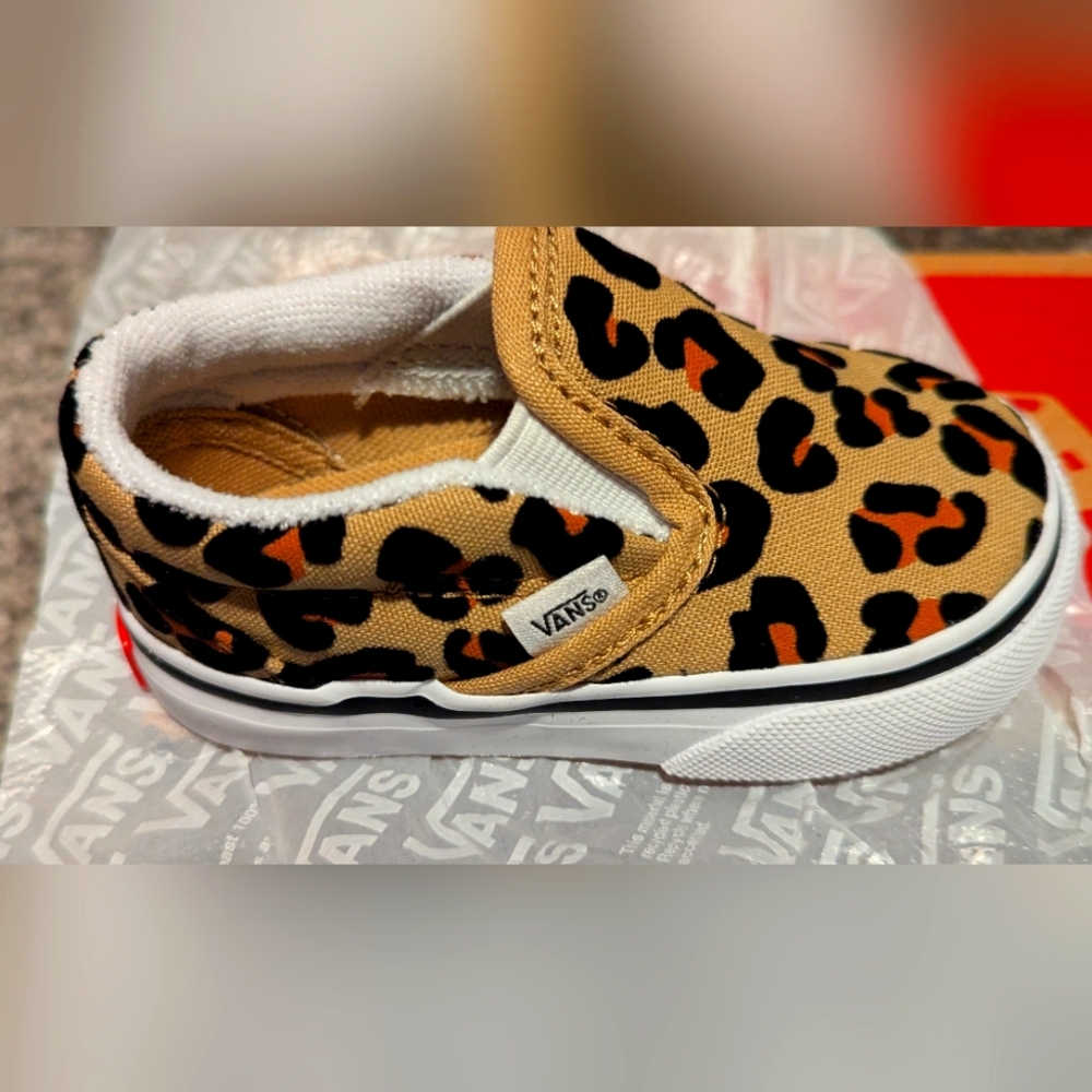 Baby Vans  Leopard Cheetah Animal Print Slip-On - Picture 2 of 6